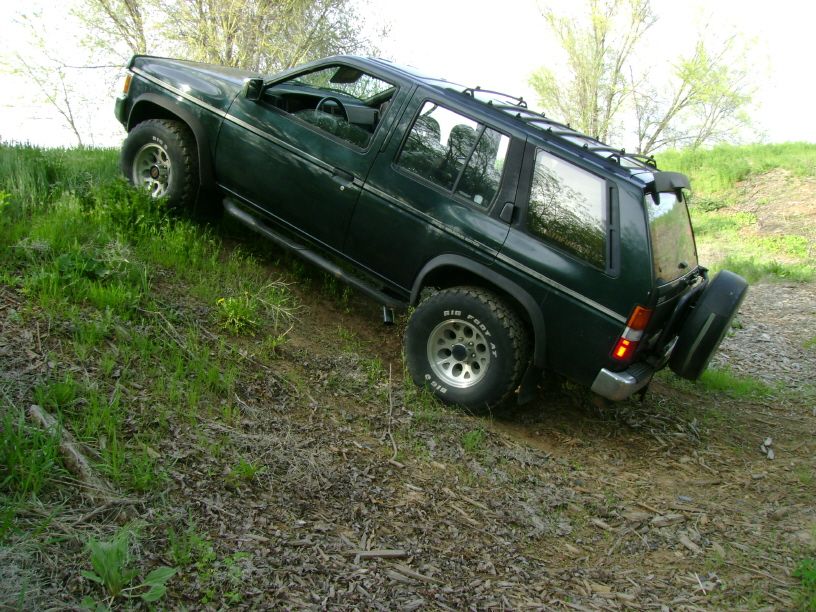 1993 Nissan Pathfinder “the daily”