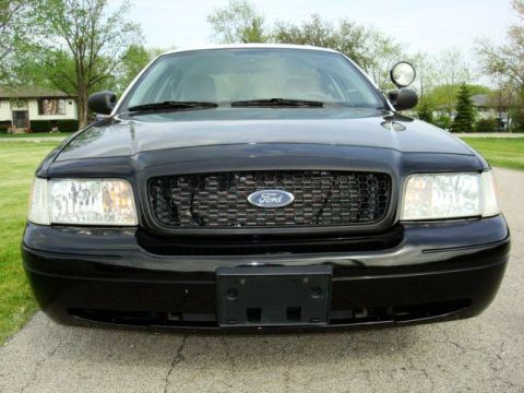2003 Ford Crown Victoria