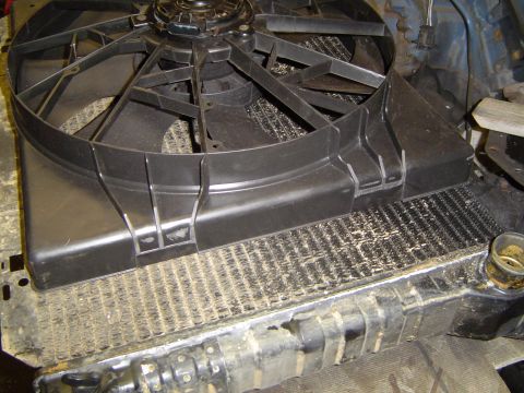 1989 Ford Bronco - Back on the radiator