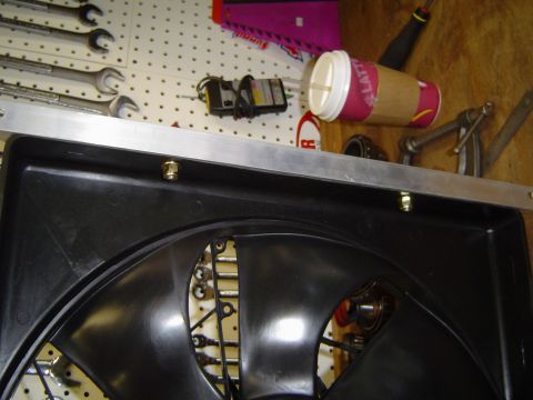 1989 Ford Bronco - Secured with locknuts