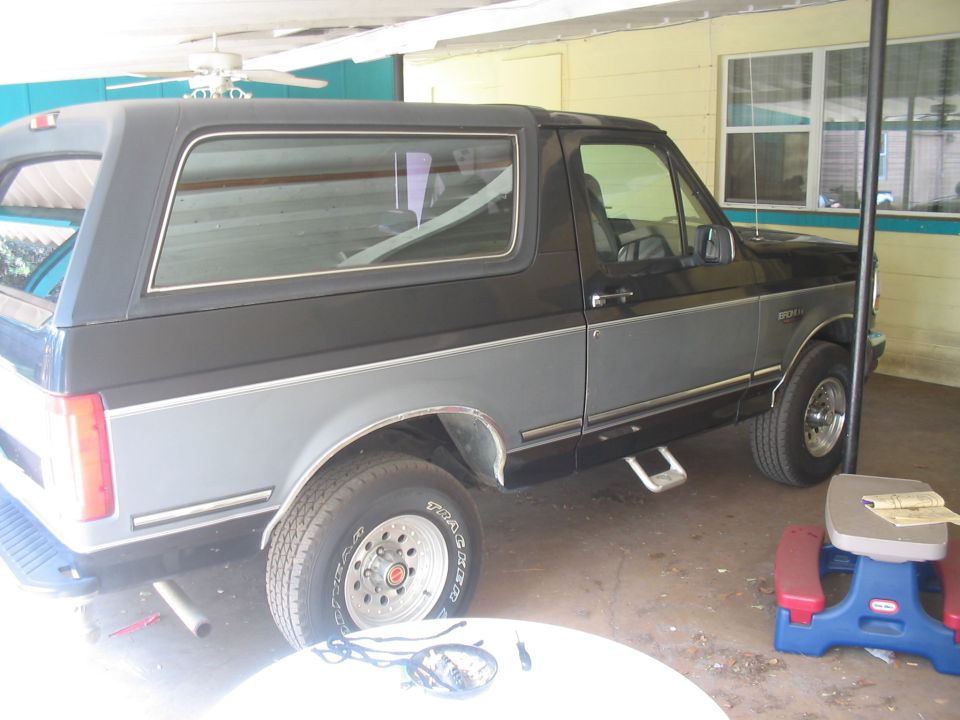 1992 Ford Bronco “Beast”