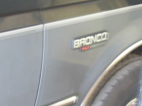 1992 Ford Bronco photo