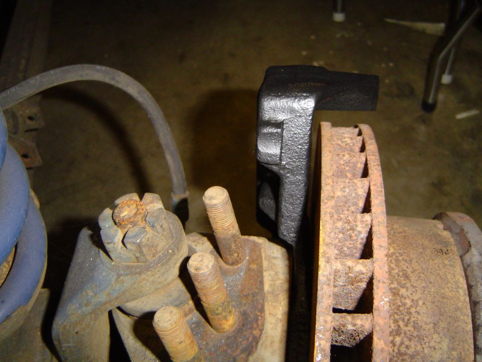 Good gappage to the caliper bracket