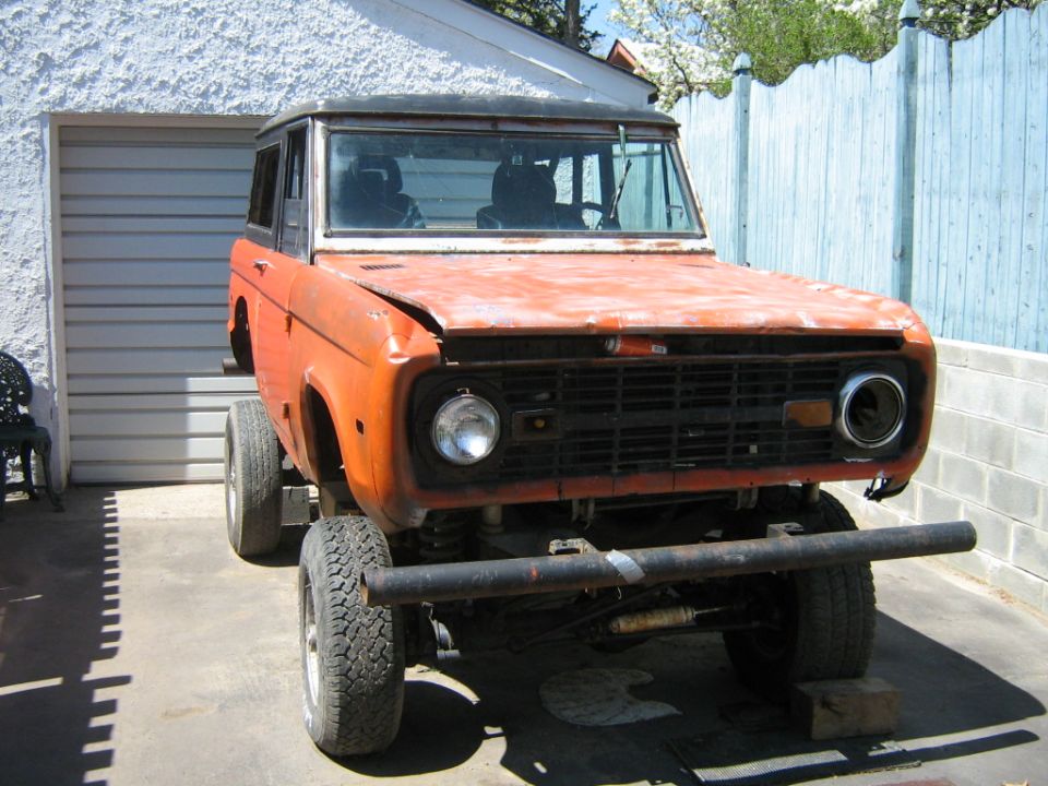 1990 Ford Bronco “Sunday”