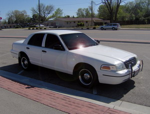 1999 Ford Crown Victoria photo