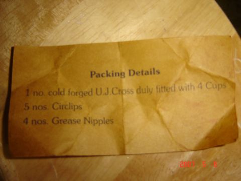 1993 Ford Bronco - This document details packing contents for vehicle parts, not a 1993 Ford Bronco.