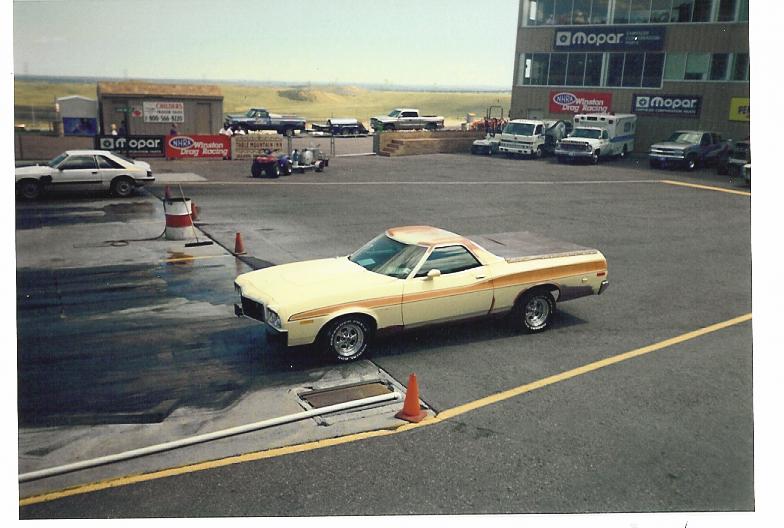 Stageing at Bandimere and blowing my front pump seal.