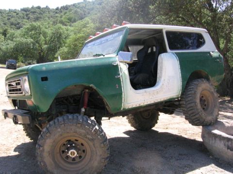 1989 Ford Bronco - The mud slut posing....