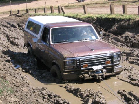 1989 Ford Bronco - Stuck.