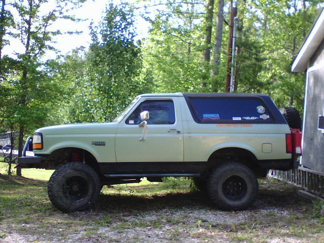 1994 Ford Bronco “Broncosaurus”