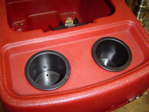 1989 Ford Bronco - Shove the cupholders in
