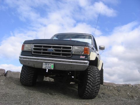 1989 Ford Bronco photo