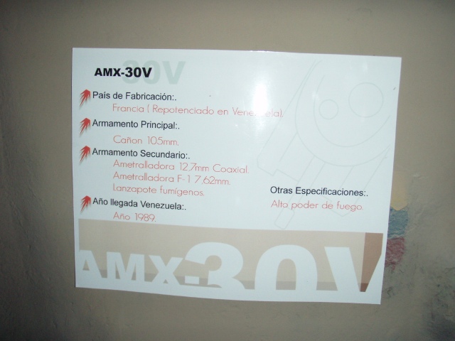 Document titled AMX-30V with specifications and graphics, including 'Año llegada Venezuela: Año 1989'