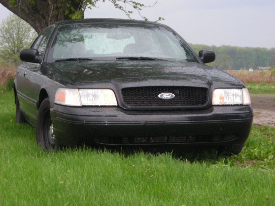 2000 Ford Crown Victoria “Sugaree”