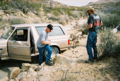 2004 Jeep TJ - Ford hand up