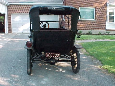 1913 Ford Model T - Rear top up