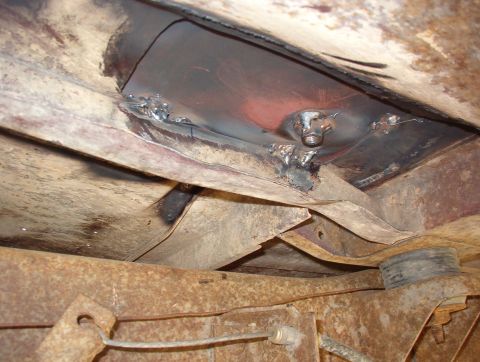 1983 Ford Bronco - The guy told me he wasn't good with overhead welding, so this is better than I expected. In any case, it's better than I could have done, a…