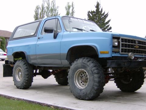 1989 Chevrolet Blazer “Smurf”