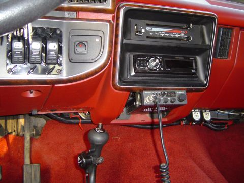 1989 Ford Bronco - Another dash pic, shows all the goodies