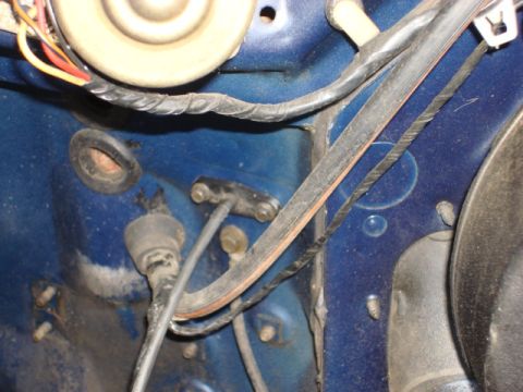 1983 Ford Bronco - the cable is an easy swap. the end snaps off the pedal assemblt and the carb and there is 2 10M bolts that holds the cable to the firewall.