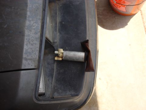 1983 Ford Bronco - Here is the old fuel pump and screen