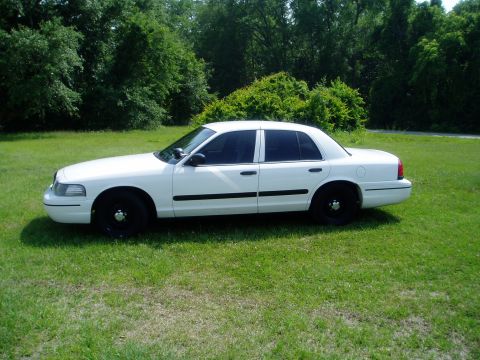 2000 Ford Crown Victoria - new with paint and tint