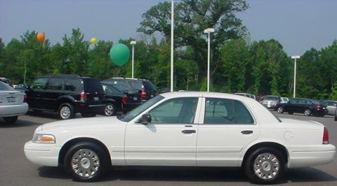 2004 Ford Crown Victoria