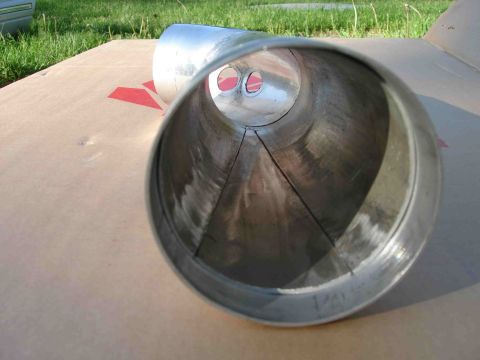 1997 Lincoln Town Car - This is a metal intake tube, not a 1997 Lincoln Town Car.
