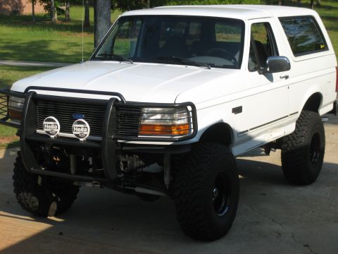 1996 Ford Bronco - This 1996 Ford Bronco is equipped with a brush guard and oversized tires.