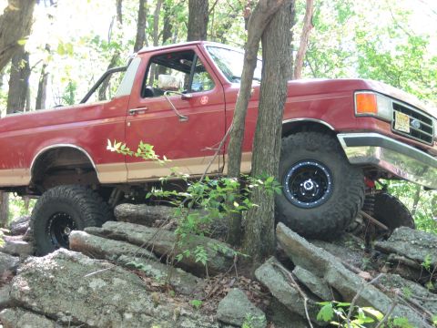 1990 Ford Bronco - This 1990 Ford Bronco navigates a rocky trail.