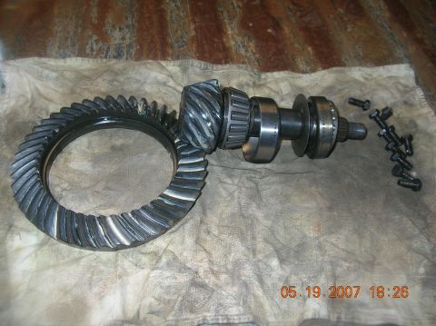 1991 Ford F-150 - Differential gears and associated parts laid out on a cloth for inspection.