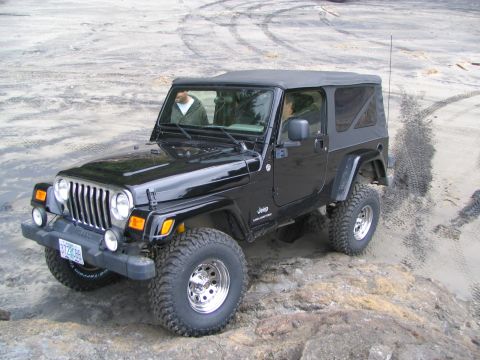 1983 Ford Bronco - Steve's 1st run after lift