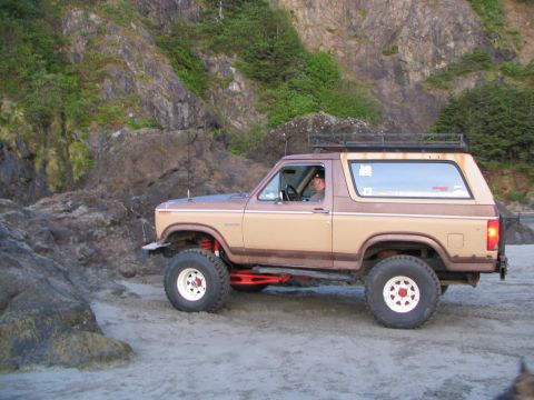1983 Ford Bronco - Anne, quit twisting my arm!