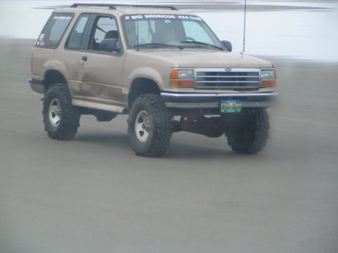 1983 Ford Bronco photo