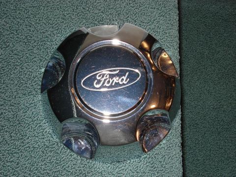 1999 Ford Crown Victoria - Center Cap P71