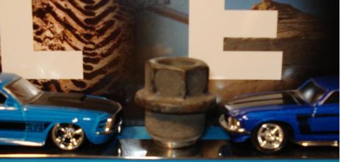 1999 Ford Crown Victoria - Collared Lug Nut for Center Caps