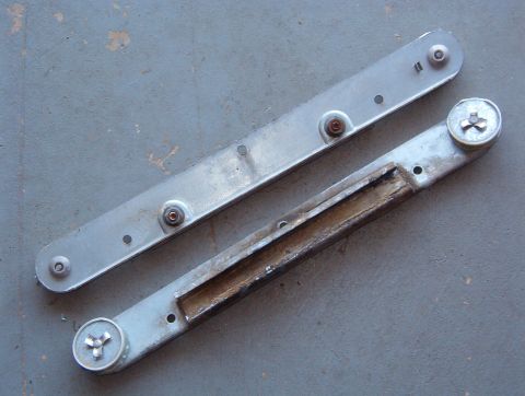 1983 Ford Bronco - Tailgate Regulator Tracks & Glass Brackets (E8TZ-98422B18-A) from '95 Fit '78-96; includes all 4 original nuts. Note shattered glass may st…