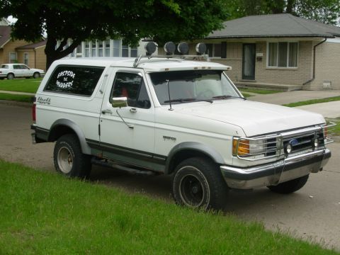 1989 Ford Bronco photo