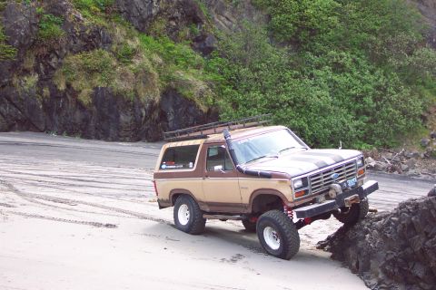 1996 Ford Bronco - Ken posing on the rocks. (5/19/2007)