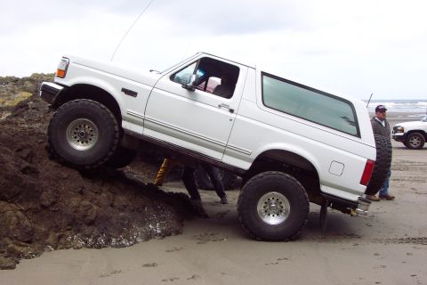 1996 Ford Bronco - Alvey posing on the rocks. (5/19/2007)