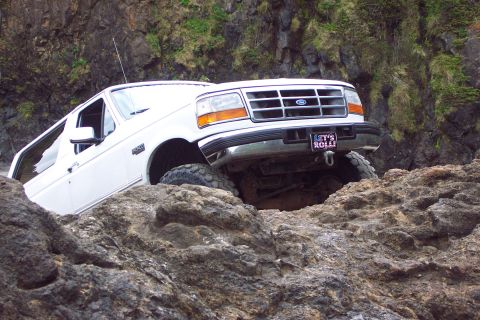1996 Ford Bronco - Alvey posing on the rocks. (5/19/2007)
