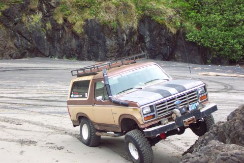 1996 Ford Bronco - Ken posing on the rocks. (5/19/2007)