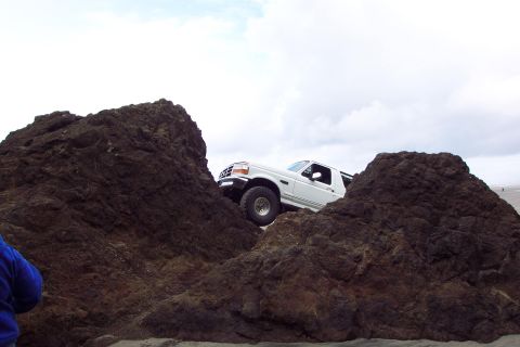 1996 Ford Bronco - Alvey posing on the rocks. (5/19/2007)