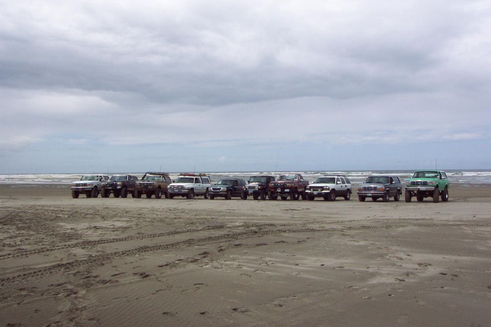 Group on the beach (all but 4) 
(5/19/2007)