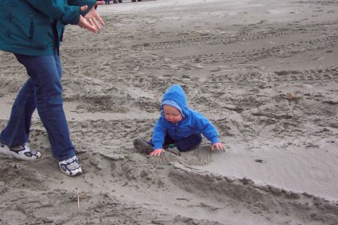 1996 Ford Bronco - Playing in the sand (5/19/2007)