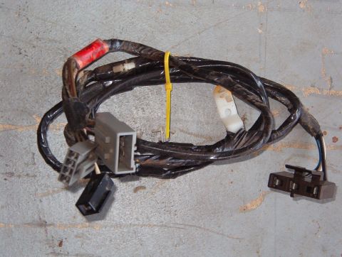 1983 Ford Bronco - Cargo Lamp Harness from '89 Bronco Adds into '80-91 dome light wiring at base of L B-pillar & runs behind L bedwall panel to this style lam…