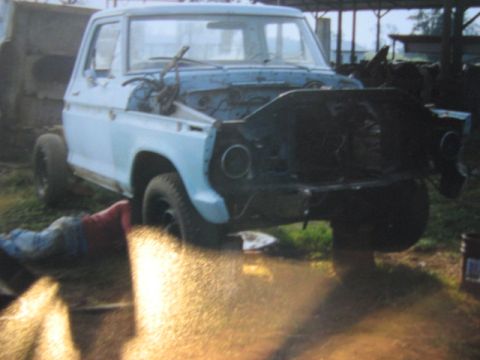 1975 Ford F-100 - But sold it to this guy who did not give a dam about it...spend almost 20 years in the paddock....
