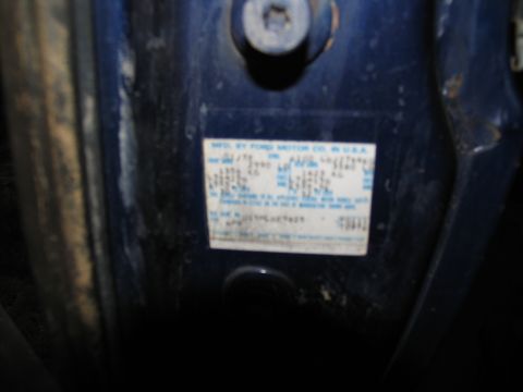 1978 Ford Bronco - This sticker provides manufacturing details and the VIN for the vehicle.