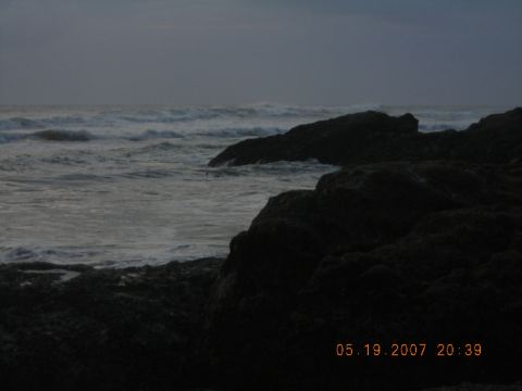 1994 Ford Explorer - The image shows a rocky coast with waves, not a 1994 Ford Explorer.