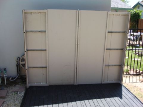 1983 Ford Bronco - a few more min pass and the back wall is completed.